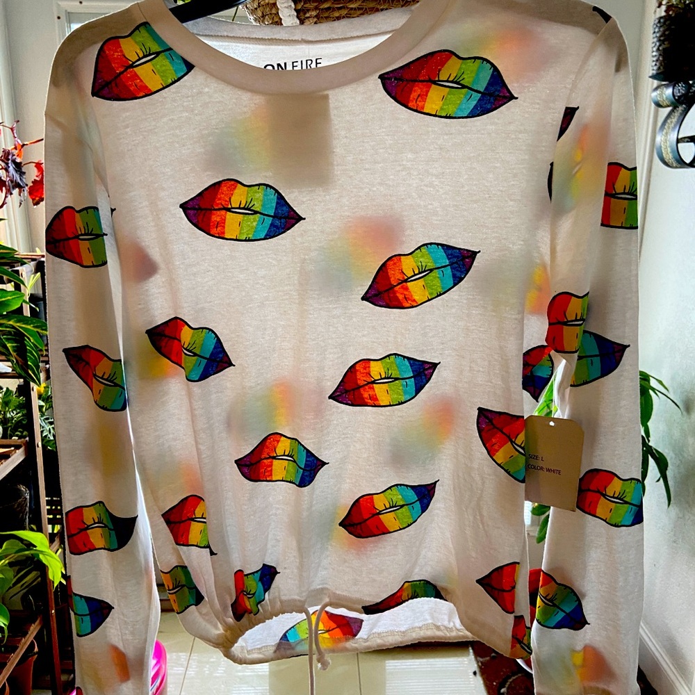 On Fire Rainbow Lips Shirt-New